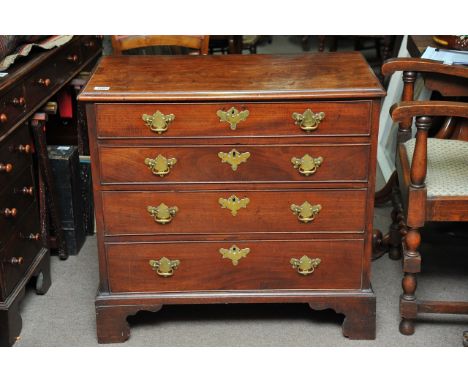 A small Georgian mahogany chest of drawers, fitted with four drawers on bracket feet (80cm x 44cm)