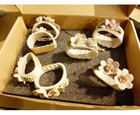 Set of ceramic napkin rings