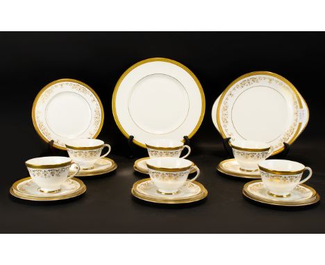 Royal Doulton Belmont Pattern Dinner Service Comprising 6 side plates, 6 cups, 6 cake plates, 1 carving plate, 6 dinner plate