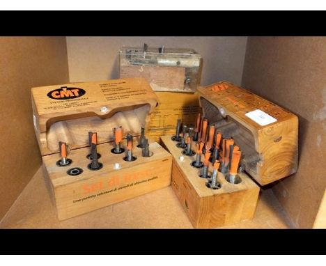Selection of router tools 