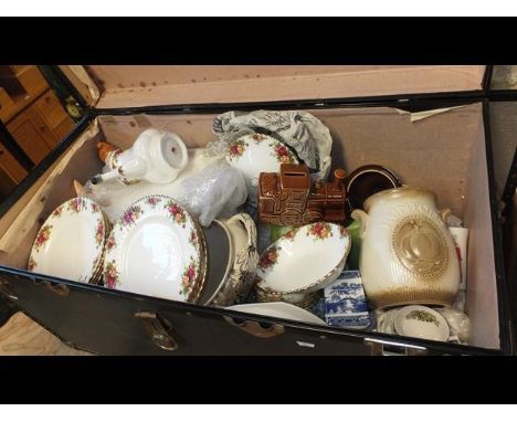 A travelling trunk complete with contents including Royal Albert Old Country Roses
