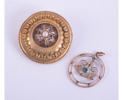 A Victorian yellow metal memorium brooch, together with a 9ct gold peridot and seed pearl pendant (2).