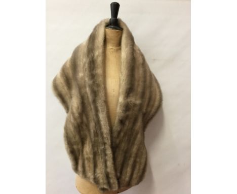 Vintage mink stole / wrap