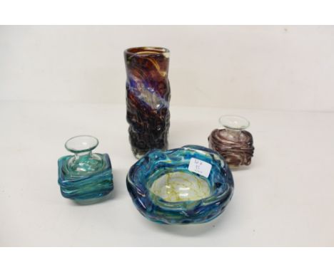 Mdina amethyst textured glass vase, Mdina bowl and two Mdina textured glass squat vases (4) CONDITION REPORT All in good orde