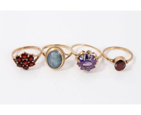 Four gold (9ct) gem set dress rings CONDITION REPORT Weight approximately 12.5 grams