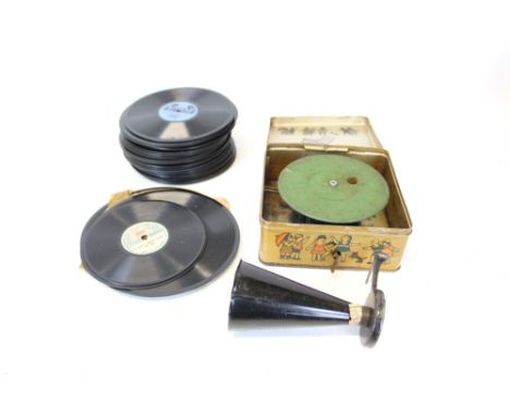 Saphon children's clockwork tinplate record player and records