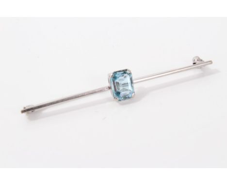 Aquamarine bar brooch with rectangular step cut aquamarine on mount, marked - 14ct PT CONDITION REPORT Weight 2.6 gramsAquama