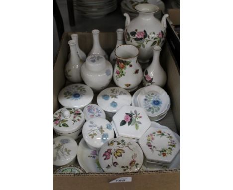 Selection of Wedgwood ceramics - including vases and trinket boxes, various patterns - Hathaway Rose, Golden Glory, Ice Rose,