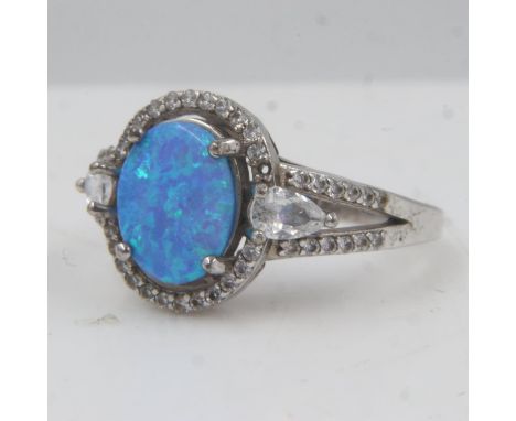White metal opal set ring, size Q. UK P&amp;P Group 0 (£6+VAT for the first lot and £1+VAT for subsequent lots) 