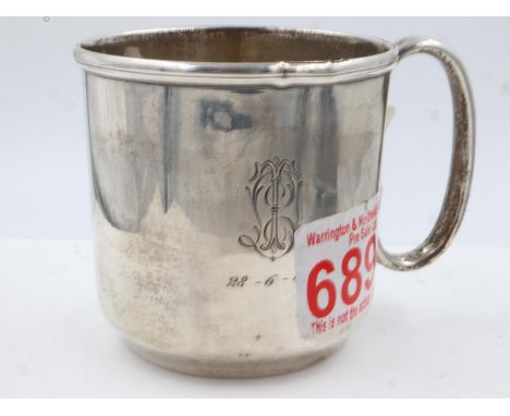 Continental sterling silver tankard bearing inscription, 75g, H: 65 mm. UK P&amp;P Group 1 (£16+VAT for the first lot and £2+