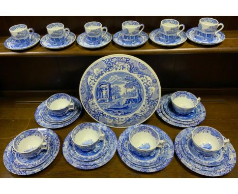 A Copeland Spode Italian Pattern tea service for six, comprised of teacups and saucers, tea plates, side plates, coffee cans 
