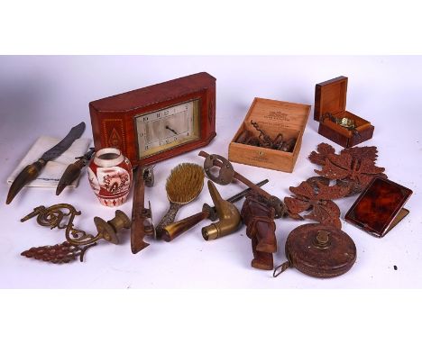 COLLECTABLES, A QUANTITY INCLUDINGEdwardian mantel clock, cork screws, costume jewellery, carving set and sundry.