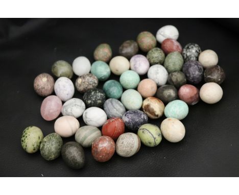 Assorted polished hardstone eggs to include amazonite, aventurine, amethyst, agate, rock crystal, rose quartz etc