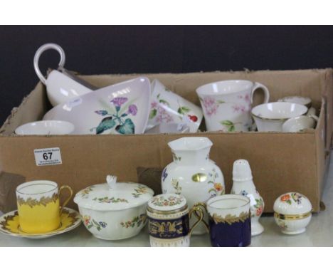 Collection of mixed Aynsley & Carlton Ware ceramics to include lidded pots, cabinet cups etc