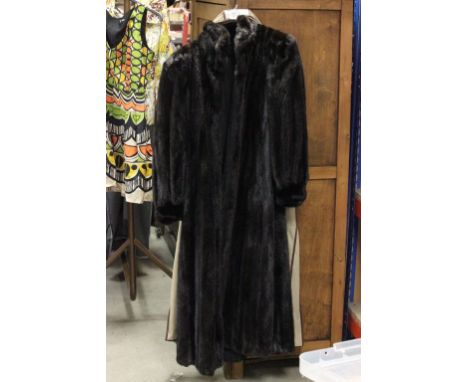 Vintage Zwirn of London Mink Fur Full Length Ladies Coat