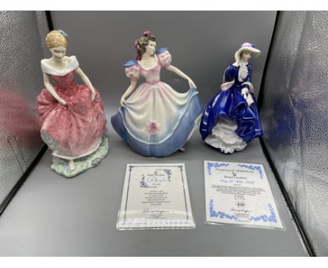 Three Royal Doulton Figurines to include Signed RD Angela - HN3419, RD Top o' the Hill - HN3735, RD Summer's Day - HN3378
Goo