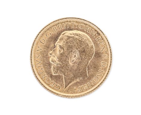 AUSTRALIA GEORGE V GOLD 1/2 SOVEREIGN 1915 S
Sydney mint, left-facing bust, B.M. on truncation, reverse with St. George slayi