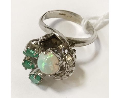 18CT WHITE GOLD DIAMOND, EMERALD &amp; OPAL RING - SIZE L