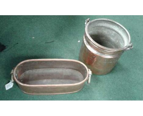 A copper planter, together with a copper pot with handle, (2)