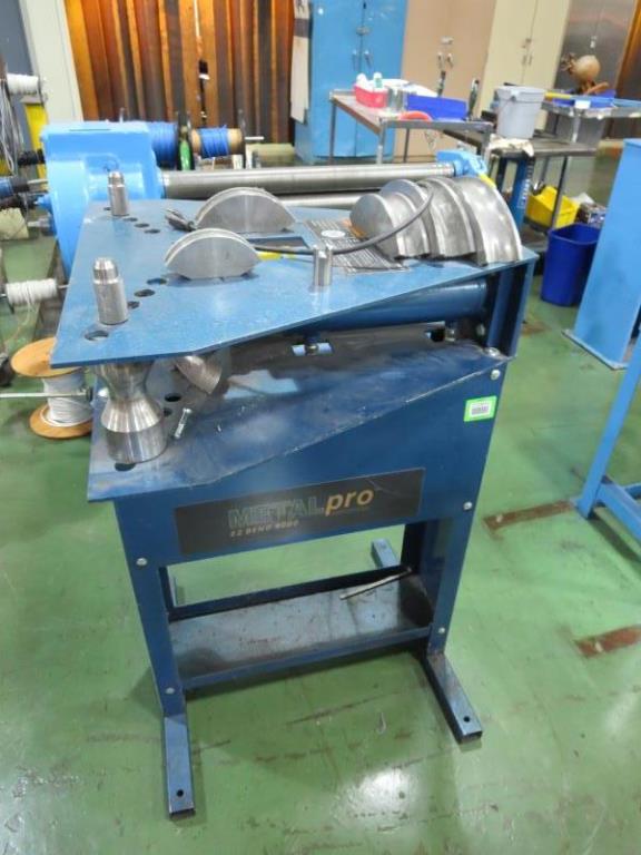Metal Pro Corporation EZ Bend 9000 Pipe Bender; 1/2", 3/4", 1", 1 1/4