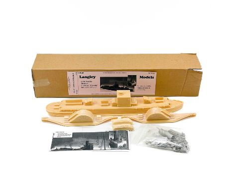 Langley Models 105ft Paddle Steamer "00" Scale A boxed un-made resin and metal kit based on "Hibernia" built 1904. Good condi