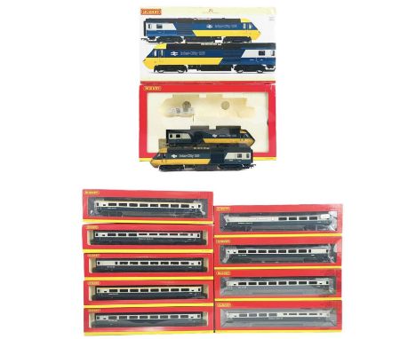 "OO" Hornby early livery boxed 125 Intercity HST power cars (x2) and carriages (x9)  Comprising boxed:R 2701 Class 43 motoris