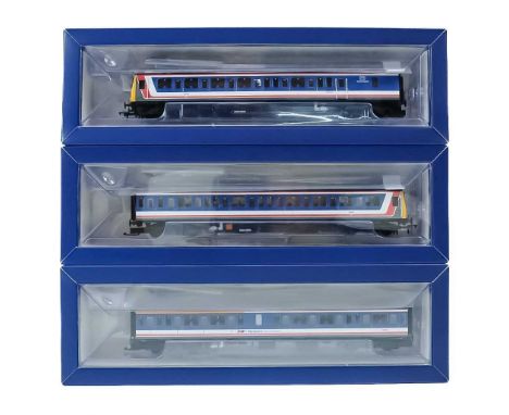 Bachmann "OO" Class 117 DMU three car set Comprising 35-502 Class 117 three car set in Network South East livery. Mint boxed.