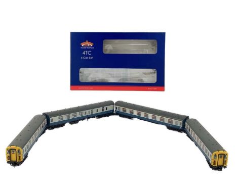 Bachmann "OO" BR Southern Region 4TC (Class 491) four car set Comprising 32-641Z set No. 404 in BR blue and grey livery.  Mod
