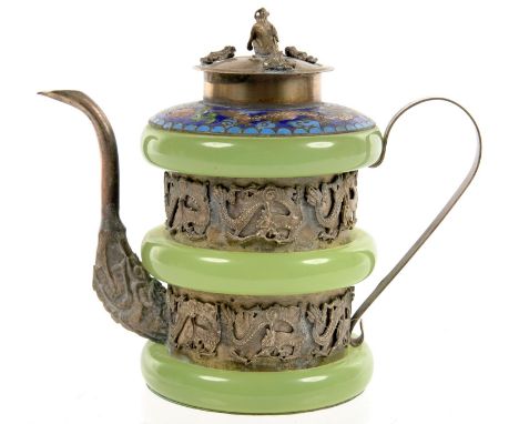 A CHINESE SILVER COLOURED METAL, CLOISONNE ENAMEL AND GREEN STONE ORNAMENTAL WINE POT AND COVER, 11.5CM H, C EARLY 20TH C  