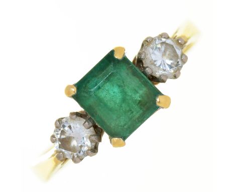 AN EMERALD AND DIAMOND THREE STONE RING IN GOLD, EMERALD APPROX 8 X 8 MM, MARKS RUBBED, 3.7G, SIZE U  ABRASIONS TO EMERALD FA