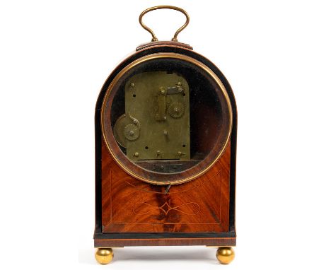 A 19TH C MAHOGANY AND LINE INLAID MANTEL CLOCK, THE ARCHED, PAD TOPPED CASE WITH BRASS HANDLE, THE FUSEE MOVEMENT WITH ARCHED