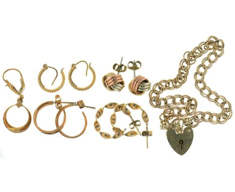 MISCELLANEOUS GOLD JEWELLERY, IO INCLUDE A 9CT GOLD BRACELET, LONDON 1975, FOUR PAIRS OF EARRINGS, ETC, 14.5G  LIGHT SURFACE 