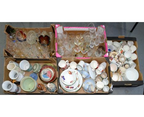 MISCELLANEOUS GLASS AND CERAMICS, INCLUDING ROYAL WORCESTER EVESHAM VALE DINNER WARE, DOULTON, WEDGWOOD, ETC  