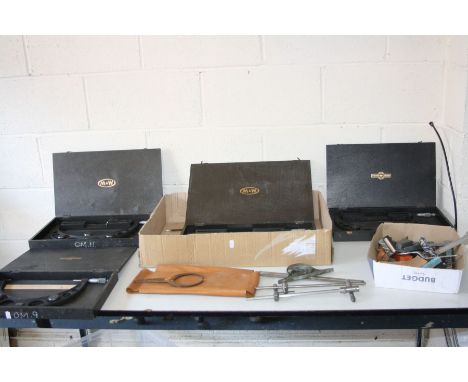 FOUR VINTAGE MOORE AND WRIGHT MICROMETERS, one at 200-225mm, one at 225-250mm, one at 250-275mm and one at 275-300mm and a tr