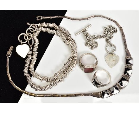 A SELECTION OF ITEMS, to include two rings of signet design, a necklace designed with five panels set with mother of pearl an