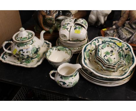 Masons Chartreuse patterned part tea service, bowls, jugs etc