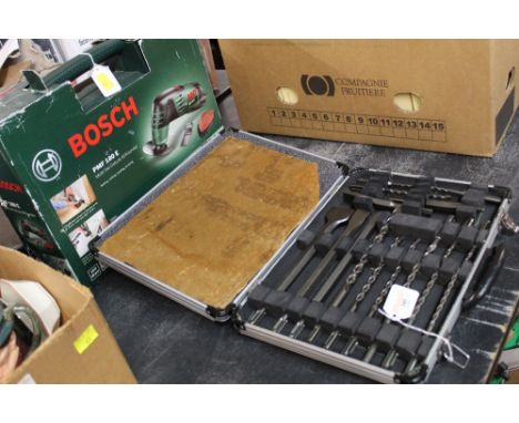 Drill bit set and a Bosch DMF 180E multi set deluxe all rounder