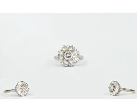 Ladies Excellent Quality 18ct White Gold Diamond Set Cluster Ring Flowerhead setting, the diamonds of excellent colour. Estim