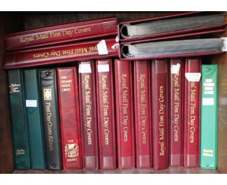 Approximately 1000+ Royal Mail First Day Covers, in sixteen vinyl ring-binders, 1980s -2016+ 