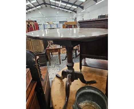 Georgian mahogany tripod table.