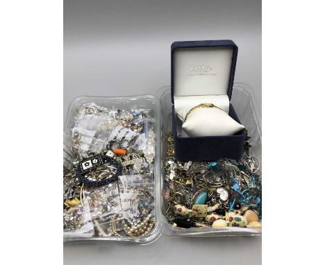 A collection of costume jewellery to include earrings, beads, pearls, brooches and a ladies gold plated Rotary wristwatch.