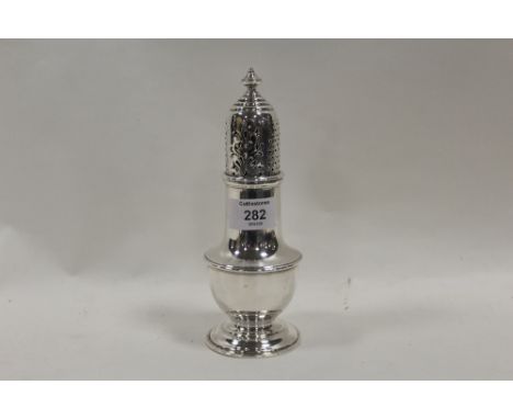 A HEAVY HALLMARKED SILVER CASTER - LONDON 1918