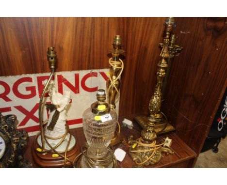 A SELECTION OF VINTAGE AND DECORATIVE LAMP BASES