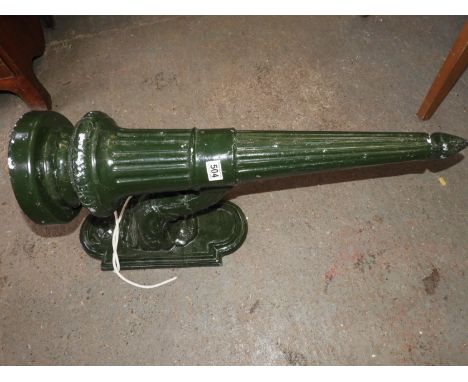 Painted Metal Outdoor Light Fitting 