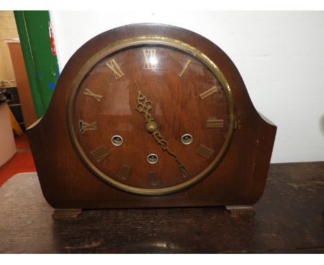 Vintage Mantel Clock with Key 