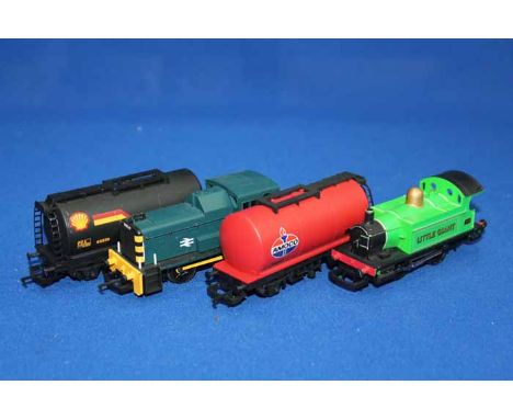 LOT OF HORNBY DUBLO AND BACHMANN TOY TRAINS 
including locomotives, carriages, goods wagons, track and accessories