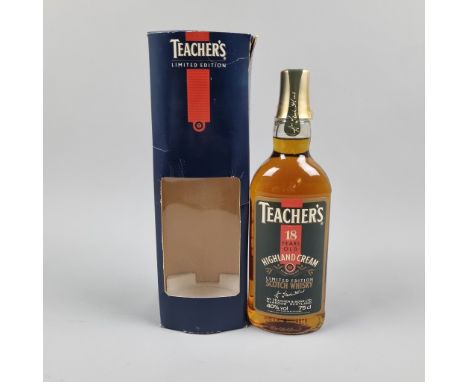 Teacher's Highland Cream 18 Year Old Limited Edition Scotch Whisky 1980's - 75cl  (Please note splitting to brittle plastic o