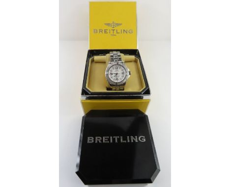 A gents stainless steel Breitling 'Super Ocean' chronometer, automatic wristwatch: reference A32360B4A61; the round white dia