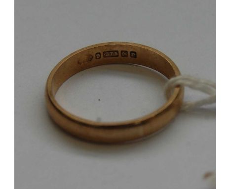 A lady's 9ct gold Celtic inspired band ring, size K; together with a 9ct gold wedding band. Gross weight 7.3g (2)