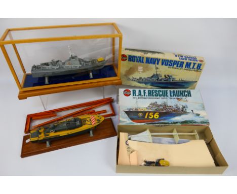 Airfix - two built 1:72 scale Airfix kits of RAF Rescue Launch 05281-2 and RN Vosper MTB 05280-9 on display stands and with k